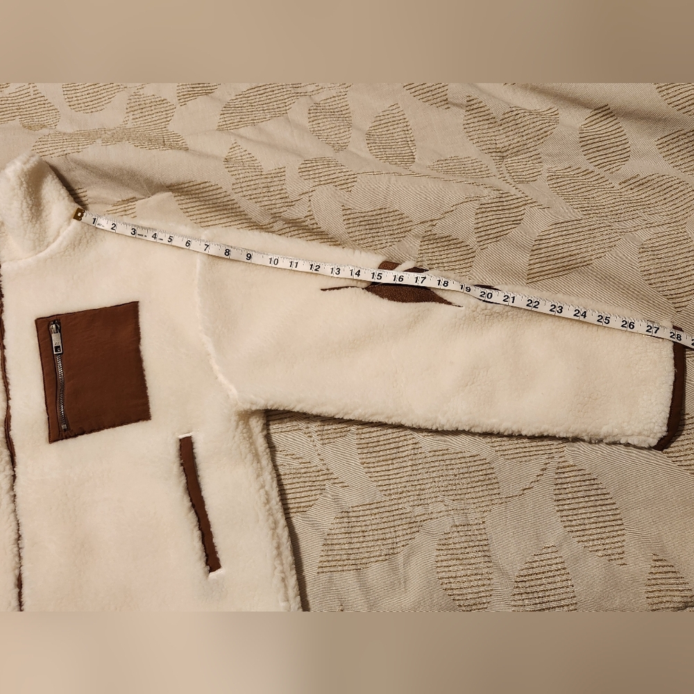 Taylor Swift Life is a Willow Zip up Fleece Sherpa Jacket - Picture 6 of 12
